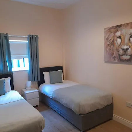 Delphi Apartament *