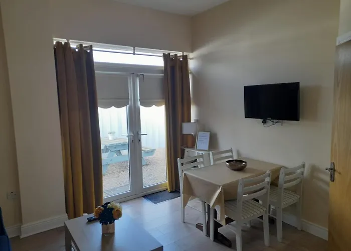 Delphi アパート アッシュボーン