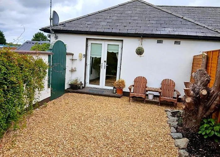 Delphi アパート アッシュボーン